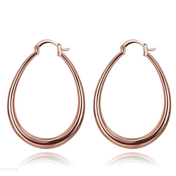 *NEW 18K Rose Gold 1.5'' Oval Hoop Earrings - Picture 8 of 9
